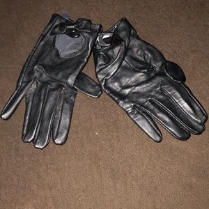 Black leather gloves